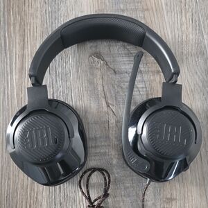 JBL Glossy Black Over-Ear Headphones